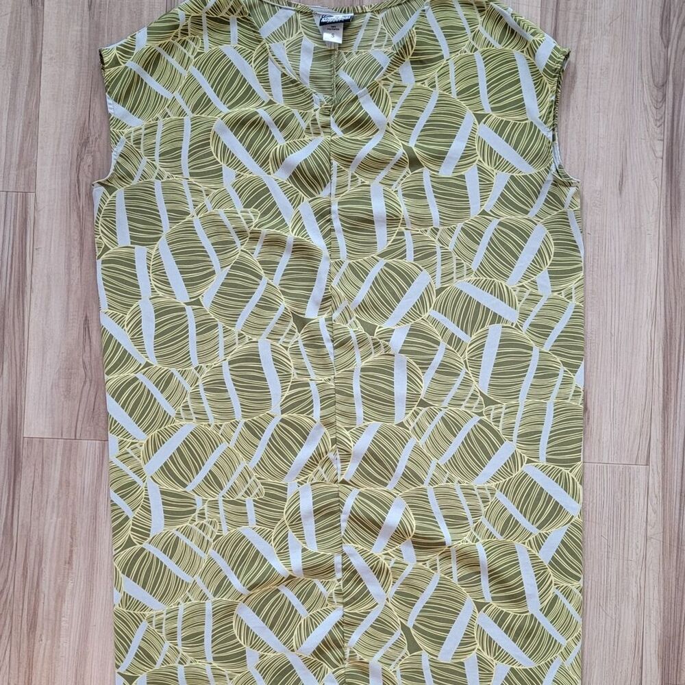 ❌️SOLD❌️ Manuheali'i Dress Green Size Small